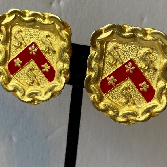 Gold-Tone Heraldic Shield Clip-On Earrings J0216 - Picture 1 of 7
